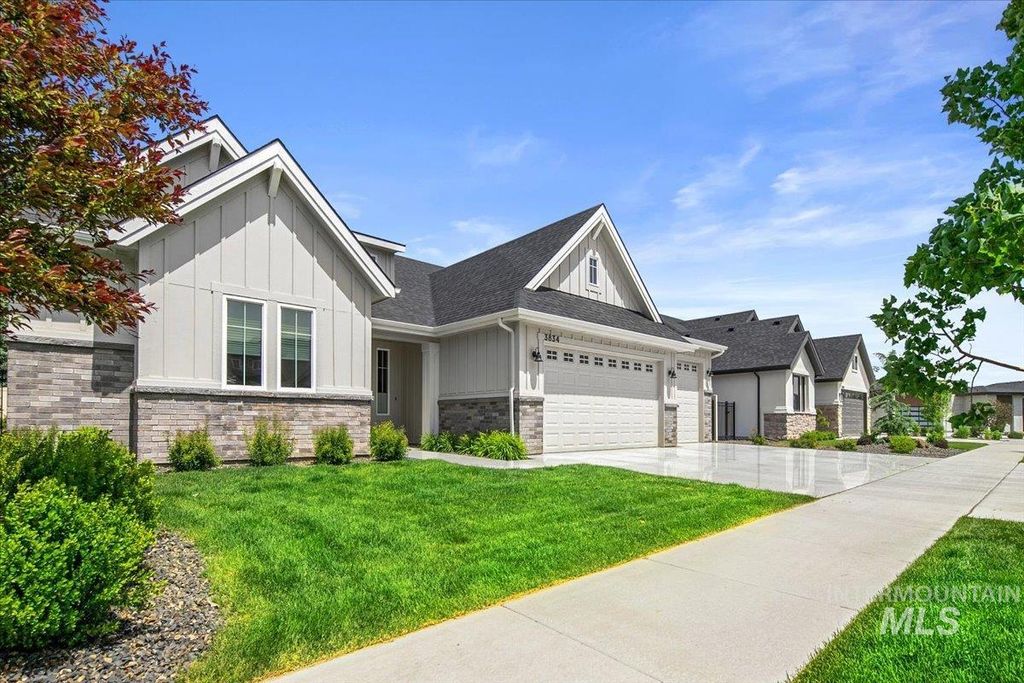 Photo of 3834 E Englehart Ln, Meridian, ID 83642 (MLS # 98986368)