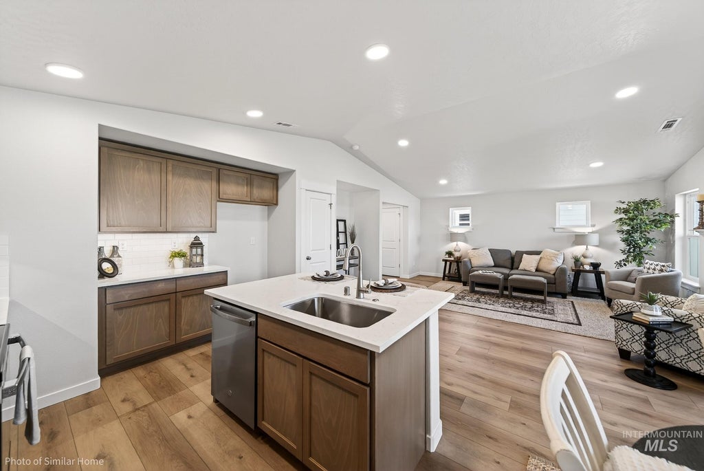 Photo of TBD SW Mendenhall St #Darrington, Mountain Home, ID 83647 (MLS # 98998824)
