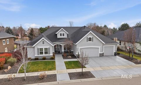 Photo of 6590 N Fairborn Ave, Meridian, ID 83646 (MLS # 98973380)