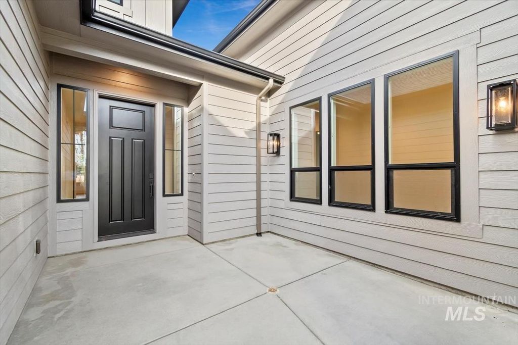 Photo of 11421 S Saylis Pl, Kuna, ID 83634 (MLS # 98965166)