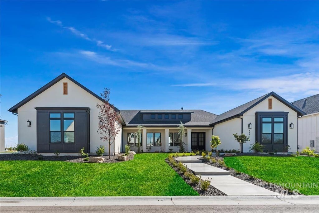 Photo of 531 Midpoint Ave, Middleton, ID 83544 (MLS # 99001410)