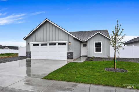 323 N 12th St Parma ID 83660