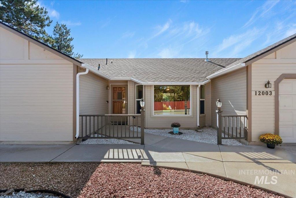 Photo of 12003 W Reutzel Dr, Boise, ID 83709 (MLS # 98964798)