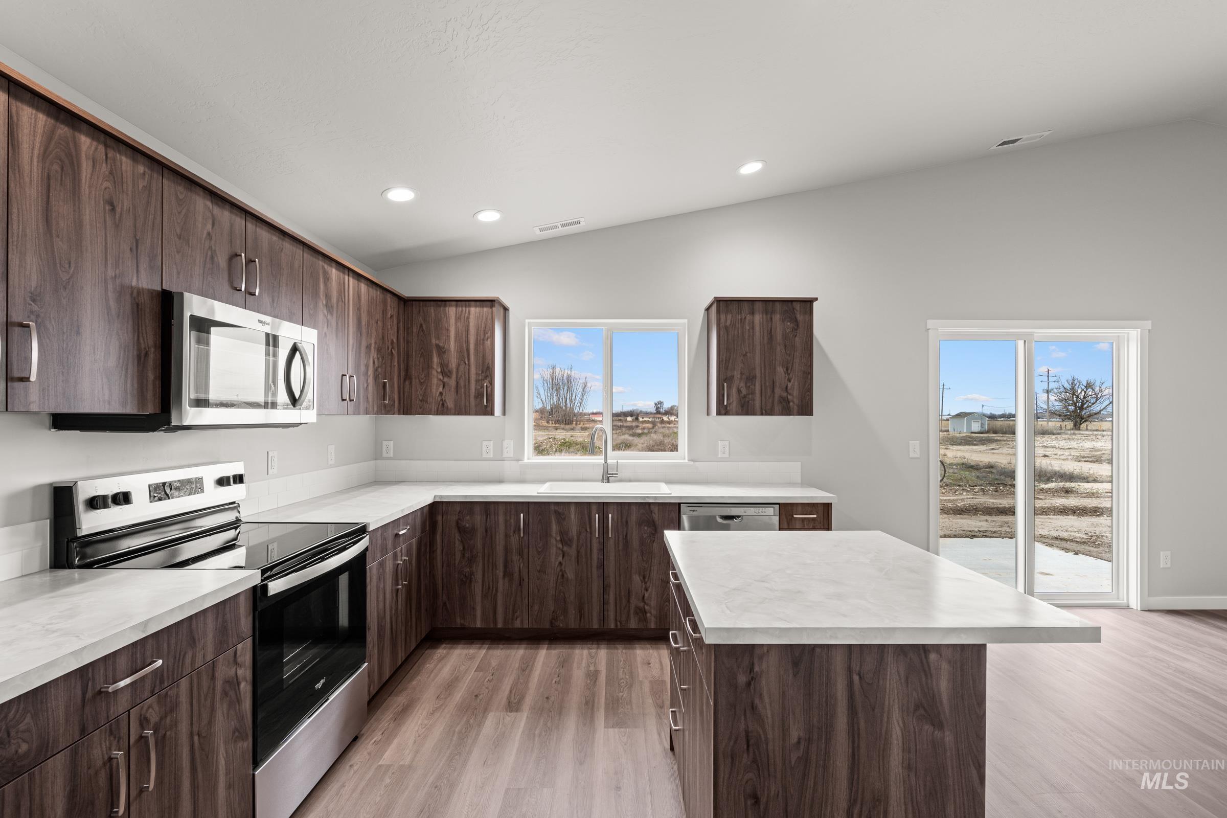 4205 Austin St
