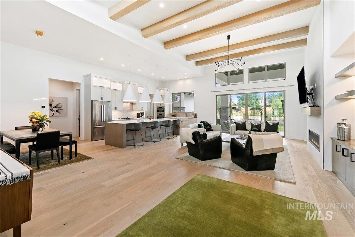 4535 E Copper Point Drive