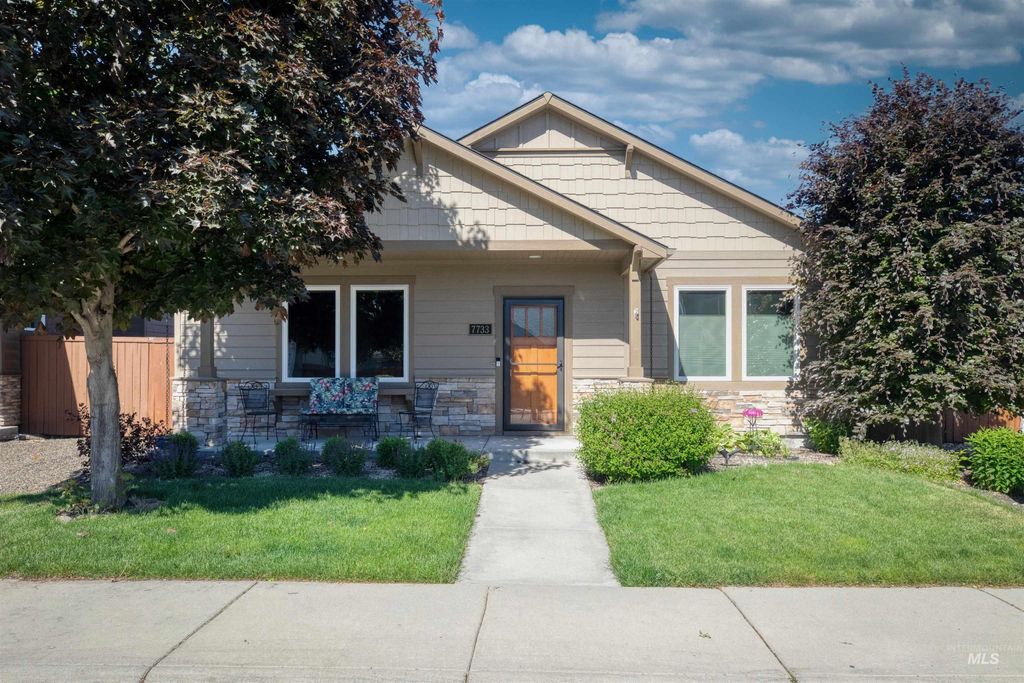 Photo of 7733 N Abe Avenue, Boise, ID 83714 (MLS # 98986720)