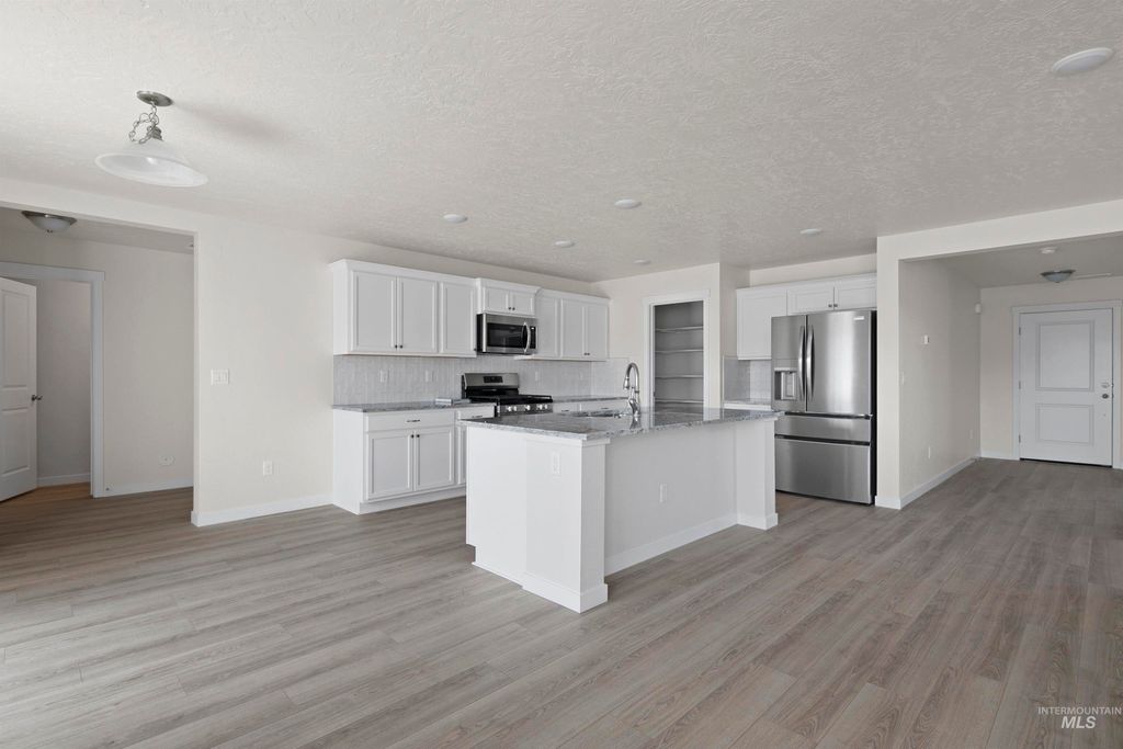 Photo of 7807 E Meriwether Dr, Nampa, ID 83687 (MLS # 98974100)