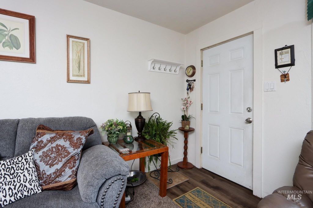 Photo of 434 S 16th St, Payette, ID 83661 (MLS # 98960776)