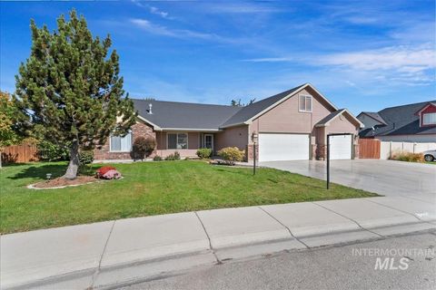 710 W Wildrye Ct Nampa ID 83686