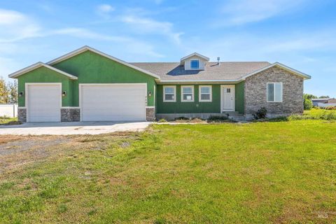 Photo of 2495 E 3758 N, Twin Falls, ID 83301 (MLS # 98982640)