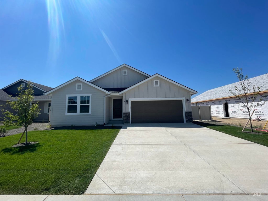Photo of 10378 Bellevue Ridge St, Nampa, ID 83687 (MLS # 99004822)