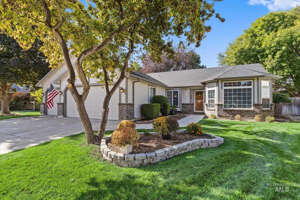 Photo of 359 S Thoreau Way, Boise, ID 83709 (MLS # 99001244)
