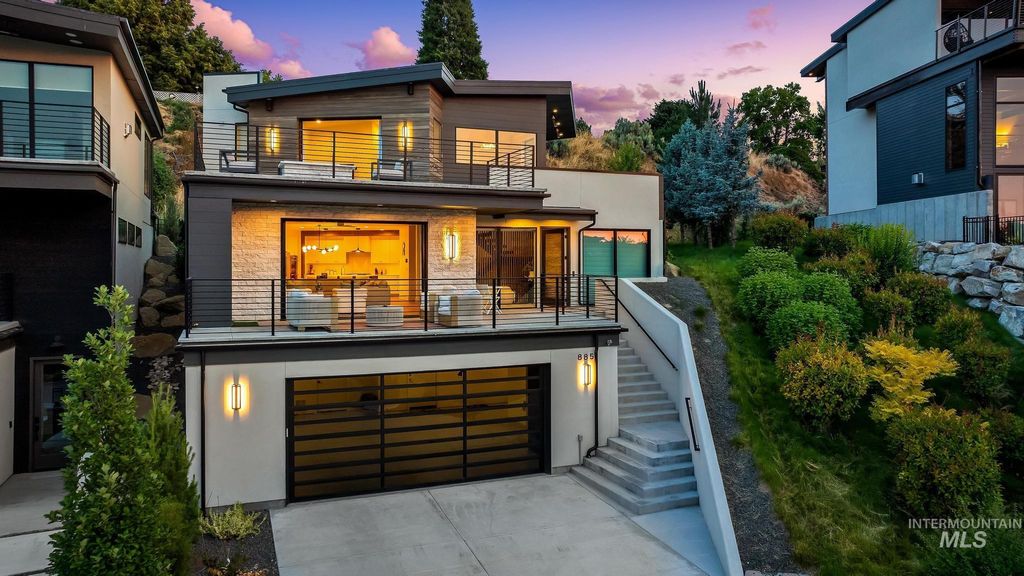 Photo of 885 E Joplin Lane, Eagle, ID 83616 (MLS # 98971765)