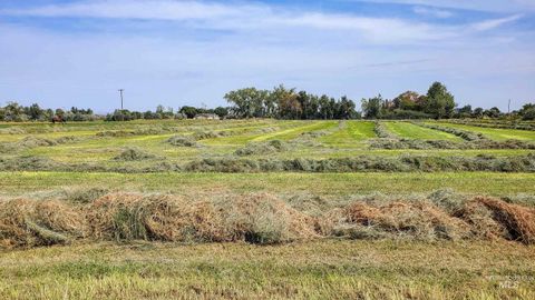 Photo of Boardman, OR 97818 (MLS # 98978028)