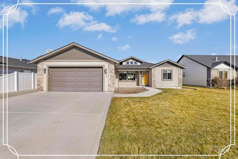 2403 Yellowstone Trail Burley ID 83318