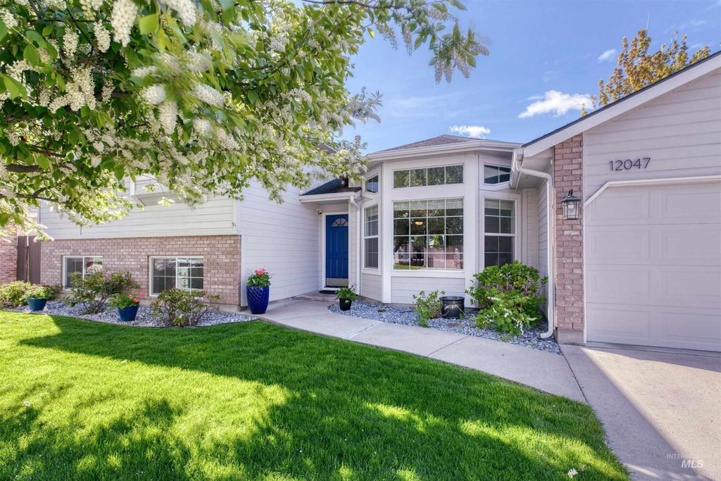 Photo of 12047 W Patrina Dr, Boise, ID 83713 (MLS # 98982591)