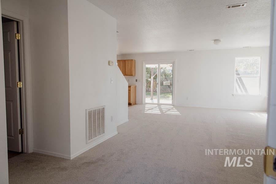 9707 Portola Dr