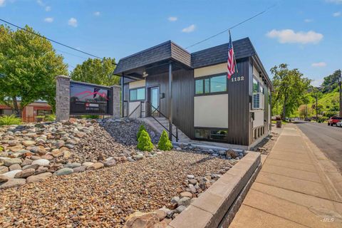 Photo of 1132 Idaho St, Lewiston, ID 83501 (MLS # 98984852)