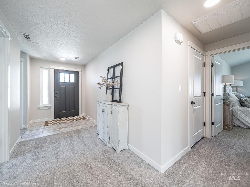 Photo of 4181 S Harvest Creek Pl, Nampa, ID 83686 (MLS # 98985909)