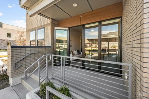 Photo of 4340 E Haystack St #104, Boise, ID 83716 (MLS # 98963536)