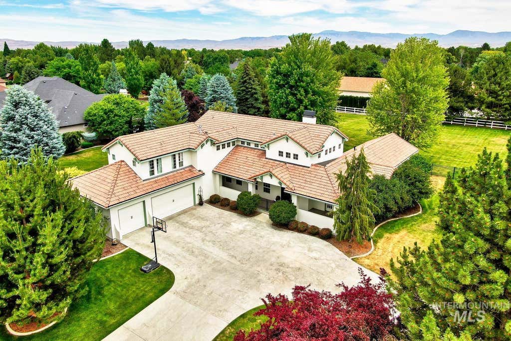 Photo of 3434 S Kingsbury Way, Eagle, ID 83616 (MLS # 98990883)