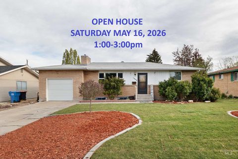 Photo of 1969 9th Ave E, Twin Falls, ID 83301 (MLS # 98983240)