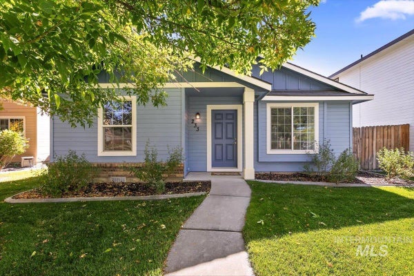 233 W LAVA FALLS ST, MERIDIAN, ID 83646 - Image 90f42a71148d7e8a60cecbb1183e6429/1267393872