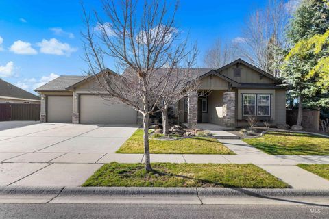 Photo of 843 E Bonita Canyon, Meridian, ID 83646 (MLS # 98978891)
