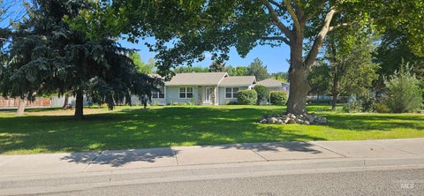 Photo of 1741 Pomerelle Drive, Twin Falls, ID 83301 (MLS # 98998890)