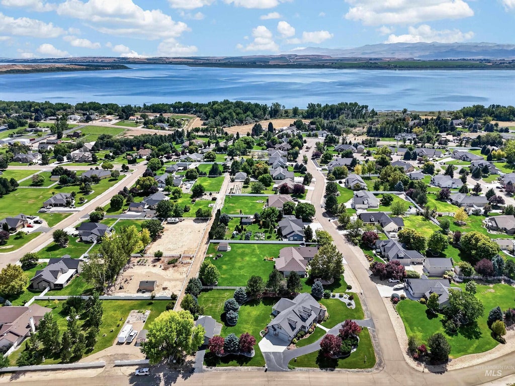 Photo of 15592 Eclipse Dr, Caldwell, ID 83607 (MLS # 98997562)
