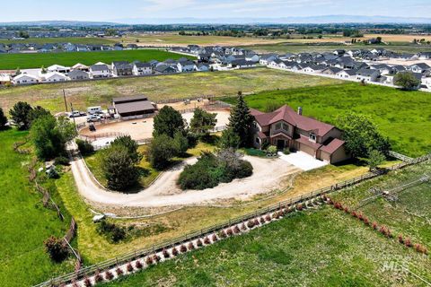 Photo of 5377 S Ten Mile Rd, Meridian, ID 83642 (MLS # 98955572)