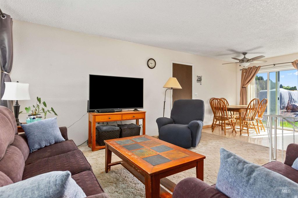 Photo of 3815 14th Street, Lewiston, ID 83501 (MLS # 98968218)