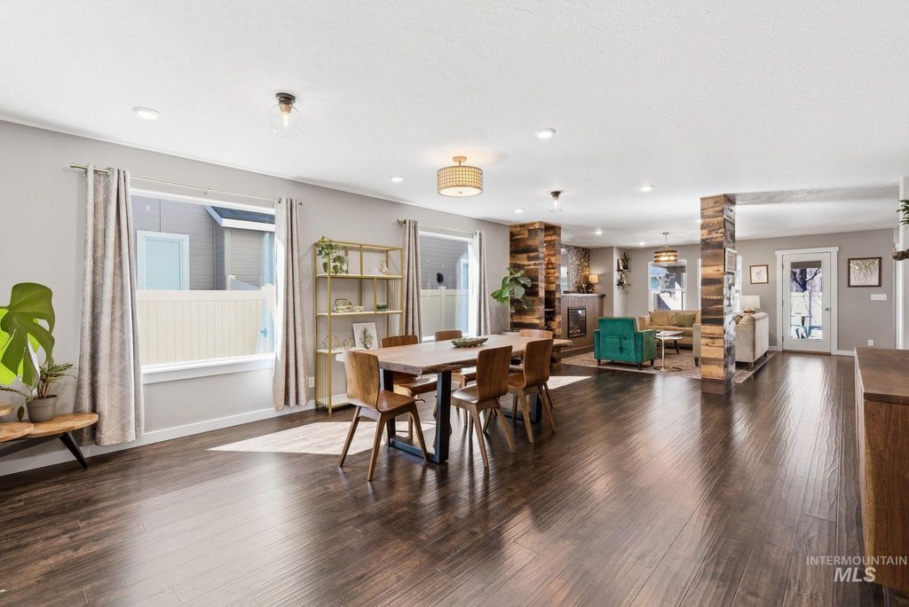 Photo of 3903 S Picasso Ave, Meridian, ID 83642 (MLS # 98981470)