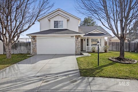 6262 E Lemhi Ct Nampa ID 83687