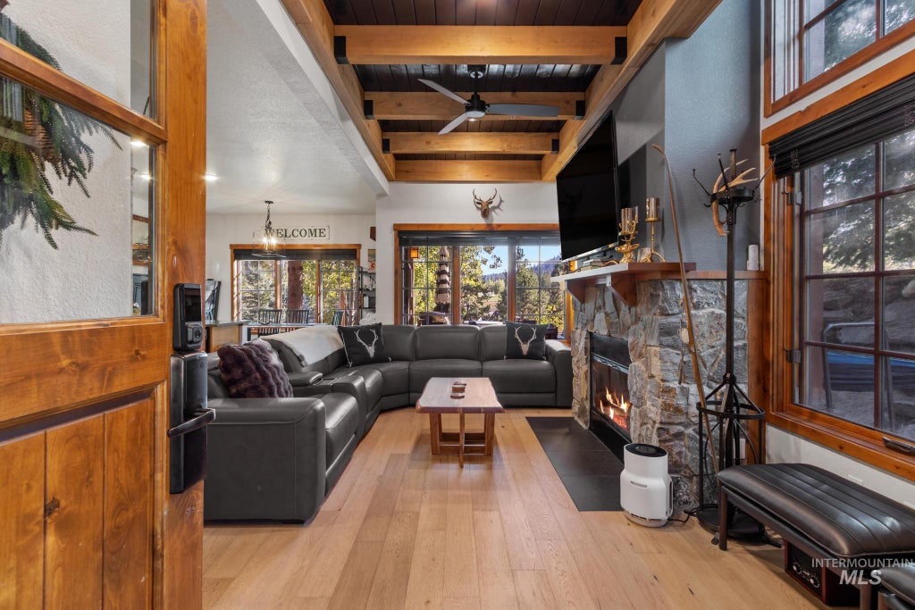 Photo of 7 Golden Bench, Donnelly, ID 83615 (MLS # 99002795)