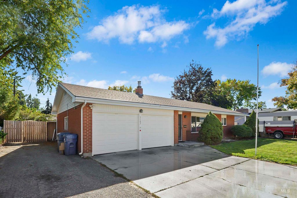 Photo of 7103 W Northview St, Boise, ID 83704 (MLS # 98964273)