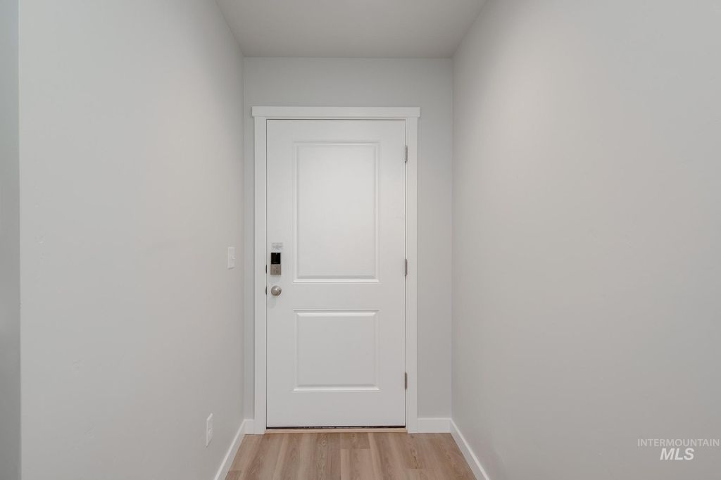 Photo of 2534 W Fallon Lp, Nampa, ID 83651 (MLS # 98968411)