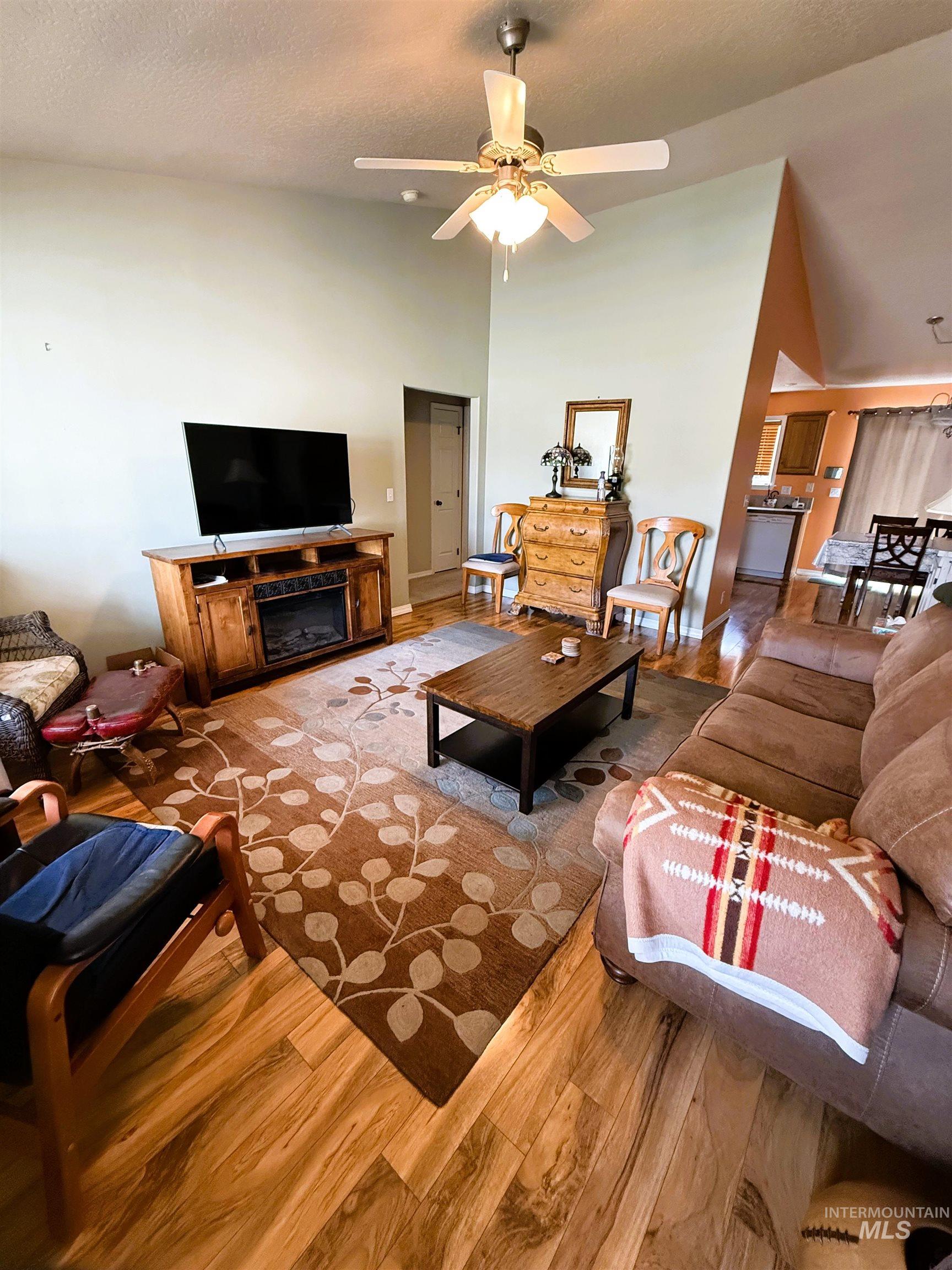 1115 Feltham Peak Dr.