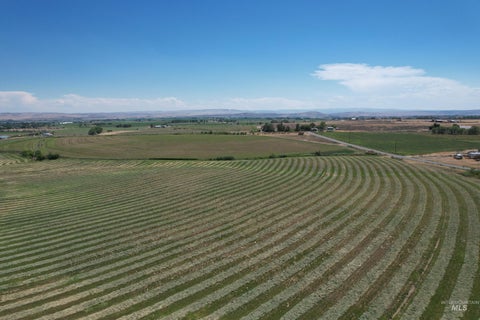 Photo of 0 Greenfield Road, Vale, OR 97918 (MLS # 98981647)