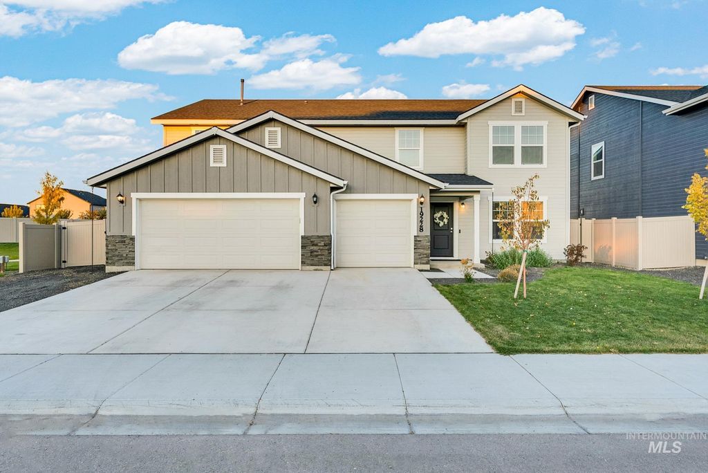 Photo of 19228 Ralston Way, Caldwell, ID 83605 (MLS # 98966341)