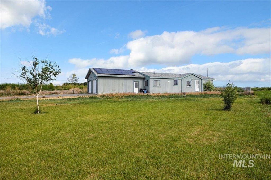 Photo of 798 W 100 S, Paul, ID 83347 (MLS # 98951358)