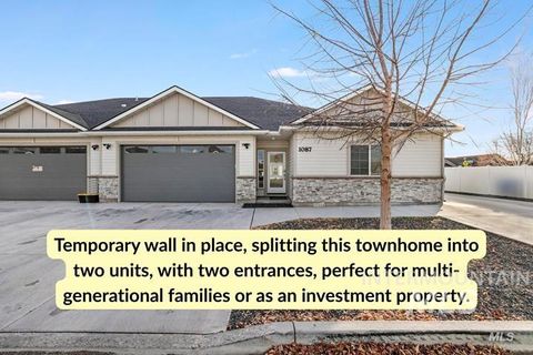 Photo of 1087 Easy Avenue, Twin Falls, ID 83301 (MLS # 98968604)