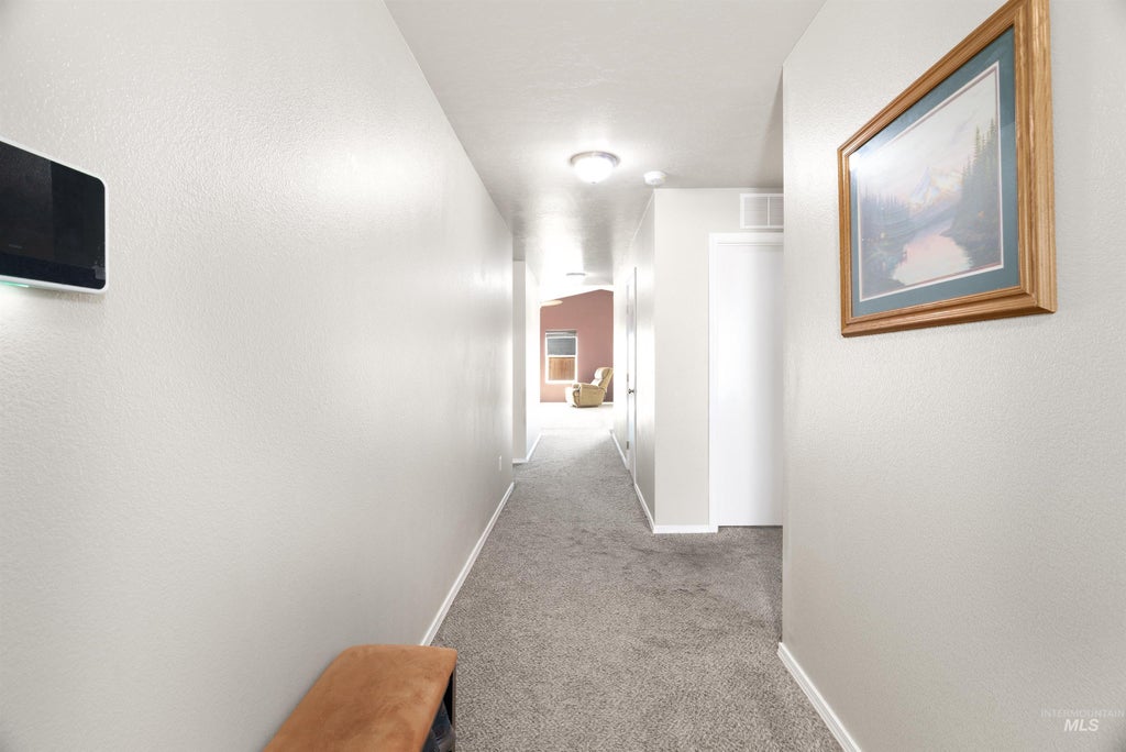 Photo of 11761 Penobscot St, Caldwell, ID 83605 (MLS # 99001777)