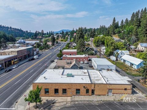 Photo of 424 S Main St, Troy, ID 83871 (MLS # 98982097)