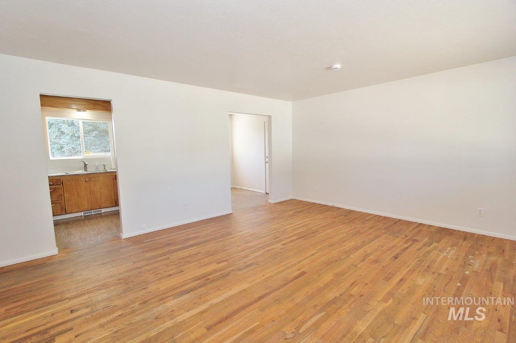 Photo of 2114 Fry St, Boise, ID 83704 (MLS # 98990847)