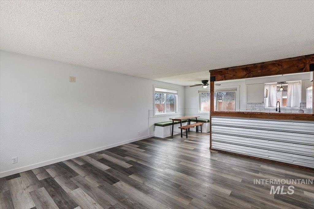 Photo of 9191 Rolling Hills Ct, Nampa, ID 83686 (MLS # 98979646)