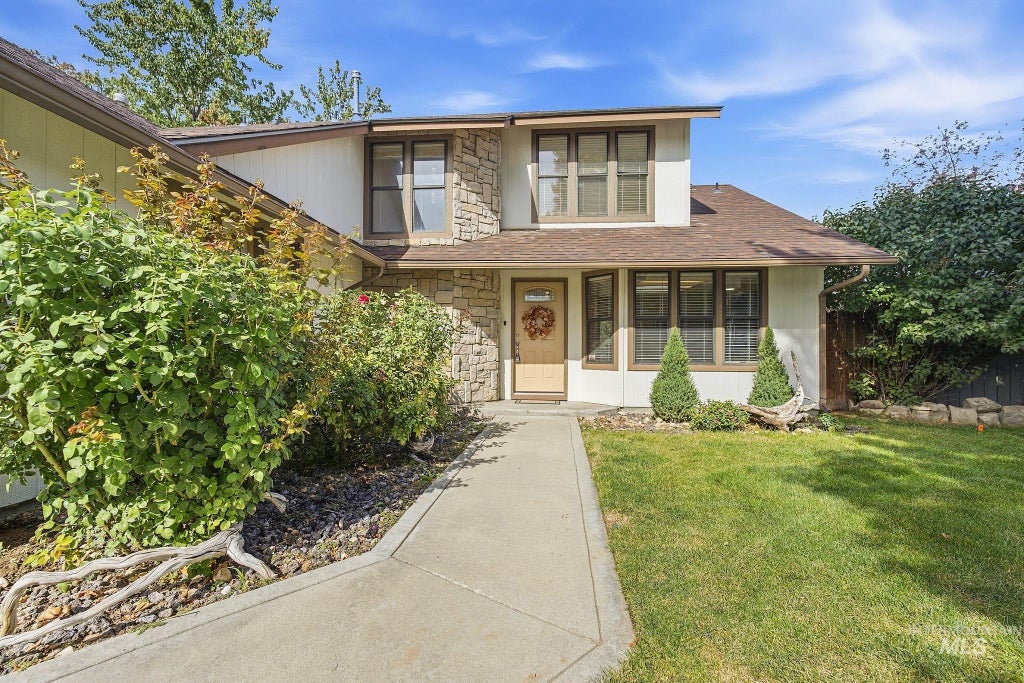 Photo of 9622 W Glen Ellyn St, Boise, ID 83704 (MLS # 99001422)
