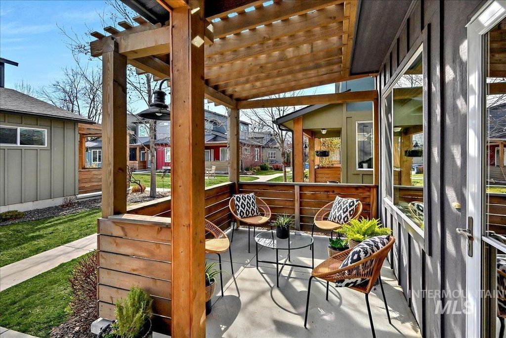 Photo of 291 E Thurman Mill Lane, Garden City, ID 83714 (MLS # 98976750)