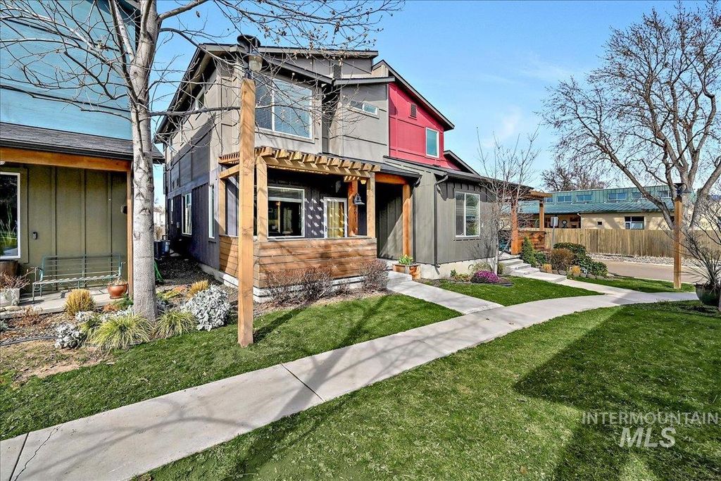 Photo of 291 E Thurman Mill Lane, Garden City, ID 83714 (MLS # 98976750)