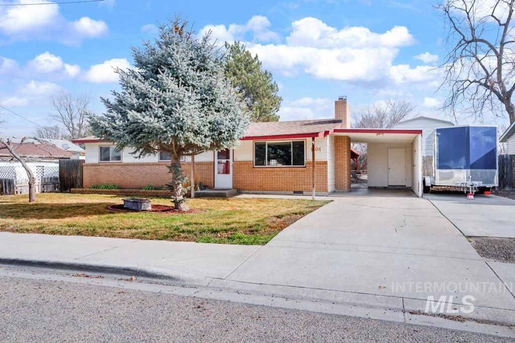 Photo of 1304 S Holly Street, Caldwell, ID 83686 (MLS # 98975061)